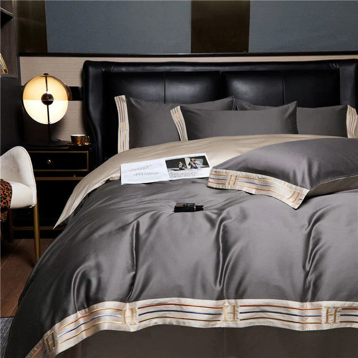 Luksuriøst satinsengetøj 4-delt sæt - OpulenceSleep