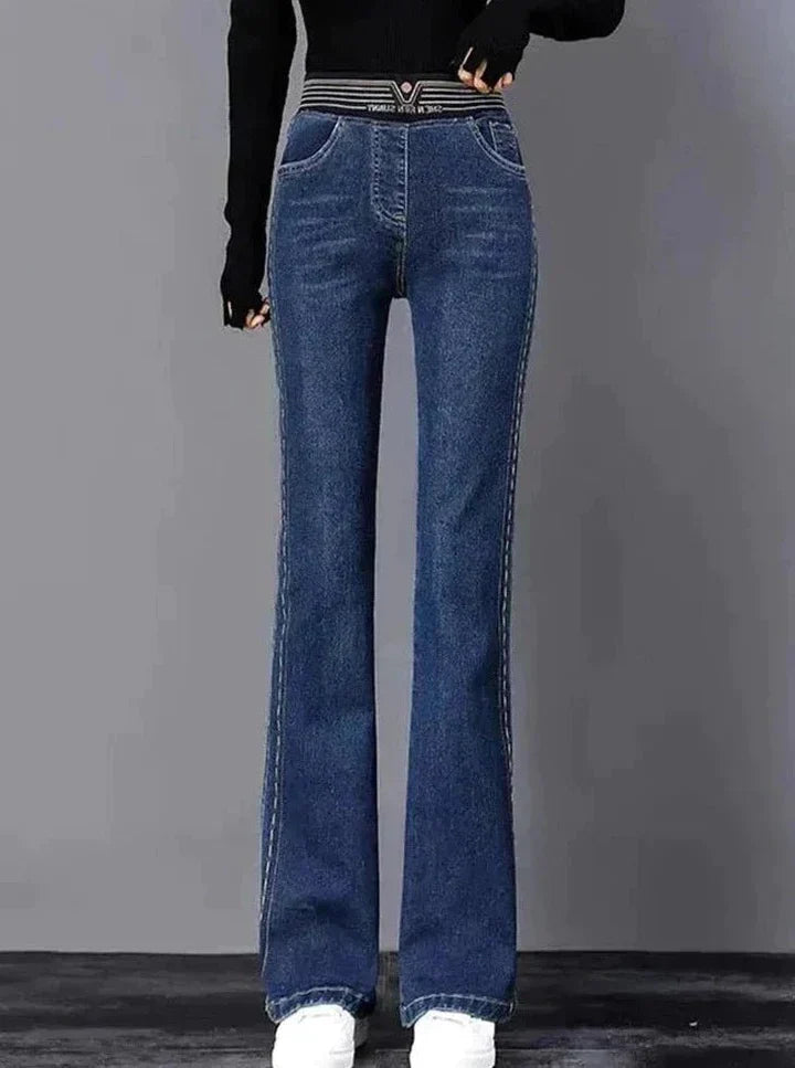 Trendy flared damejeans - Alessa